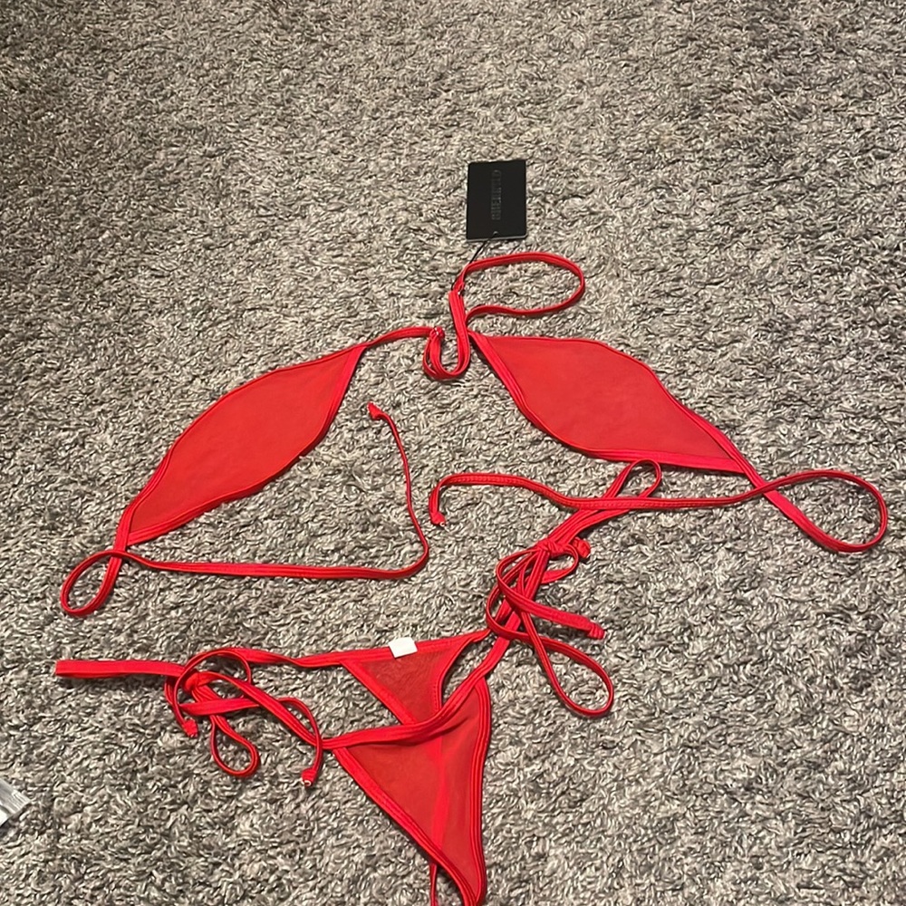 SHERRYLO Red Bikini / OS - Picture 5 of 7